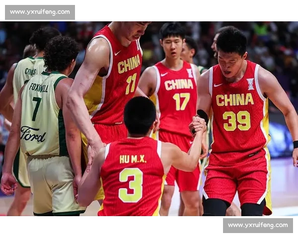 中国男篮硬碰澳大利亚关键对决检验亚洲强队成色之战胜负走向备受关注 中国男篮硬碰澳大利亚关键对决检验亚洲强队成色之战胜负走向备受关注